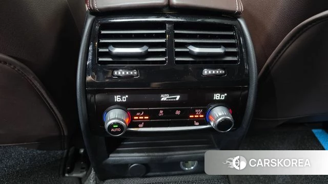 BMW 5 Series (G30) id 4684573 из Кореи 8