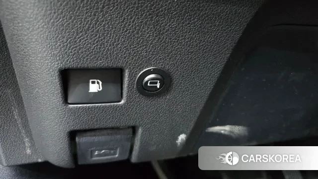 Toyota Prius 4th Generation id 3753724 из Кореи 8