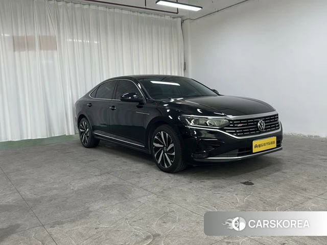 Volkswagen Passat id 4278579 из Китая 8