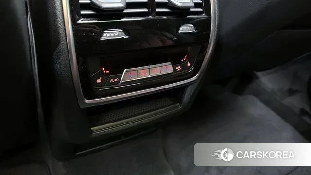 BMW X6 (G06) id 3750807 из Кореи 8