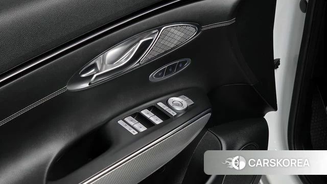 Genesis GV70 id 3860332 из Кореи 8