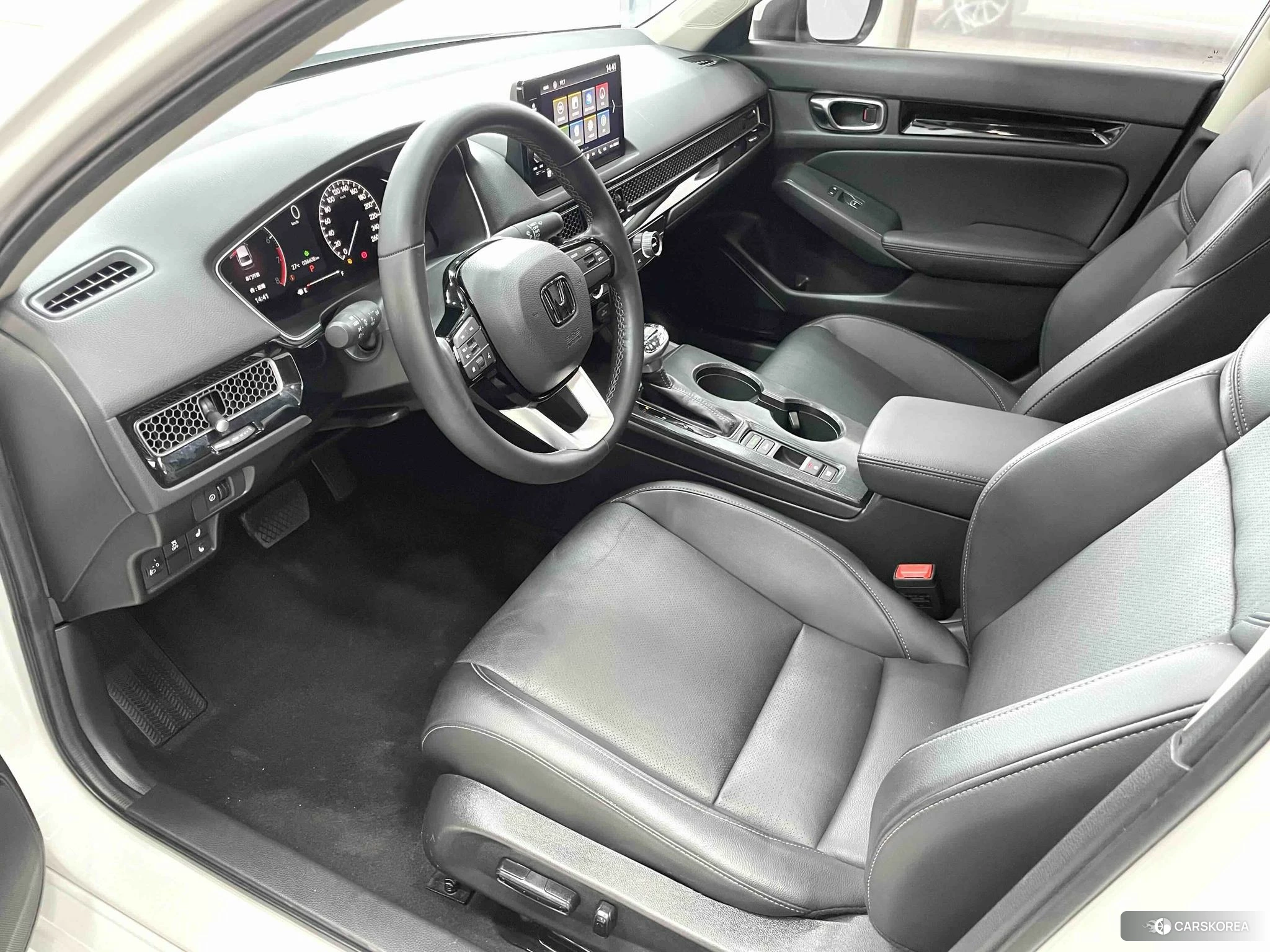 Honda Civic id 4512514 из Китая 8