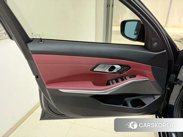 BMW 3 series id 4392114 из Китая 8