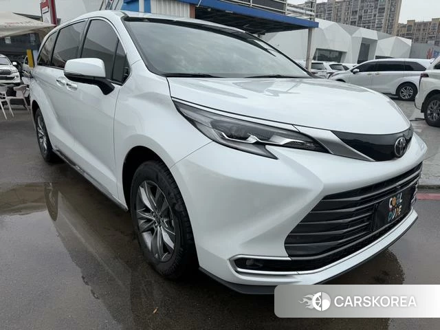 Toyota Saina id 4261182 из Китая 8