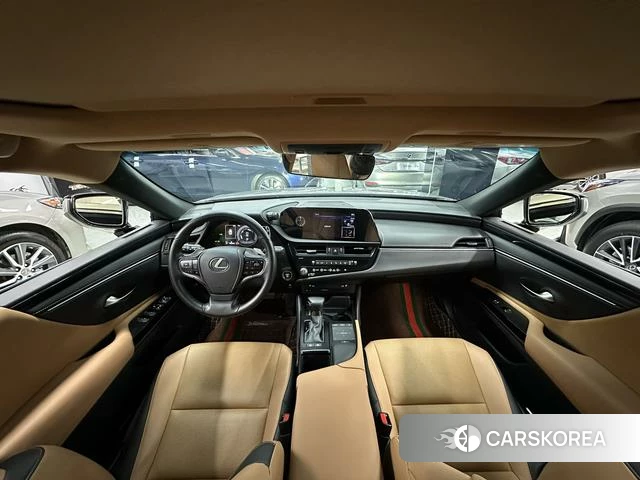 Lexus ES id 4342103 из Китая 8
