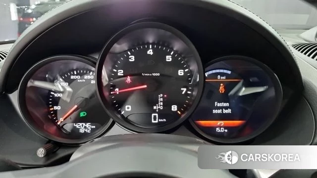 Porsche 718 Boxster id 3866477 из Кореи 8