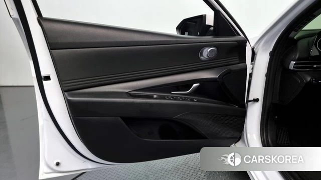 Hyundai Avante (CN7) id 4232210 из Кореи 8