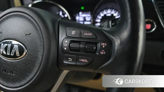 Kia All New Carnival id 4776452 из Кореи 8