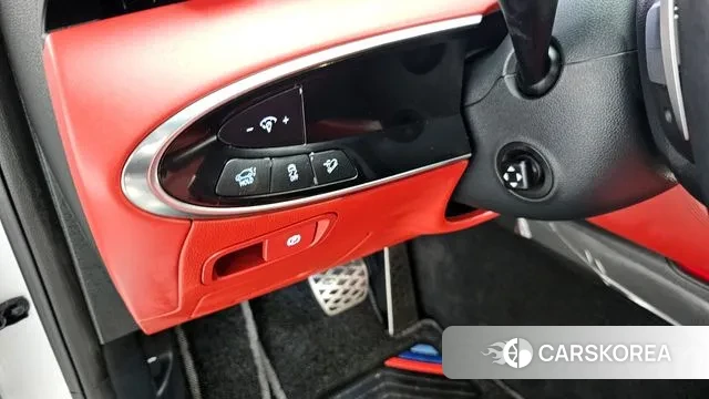 Genesis GV70 id 3596211 из Кореи 8