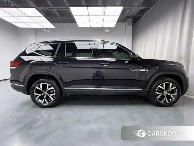 Volkswagen Tourang id 4277337 из Китая 8