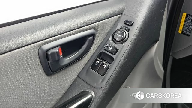Hyundai The New Grand Starex id 4552112 из Кореи 8