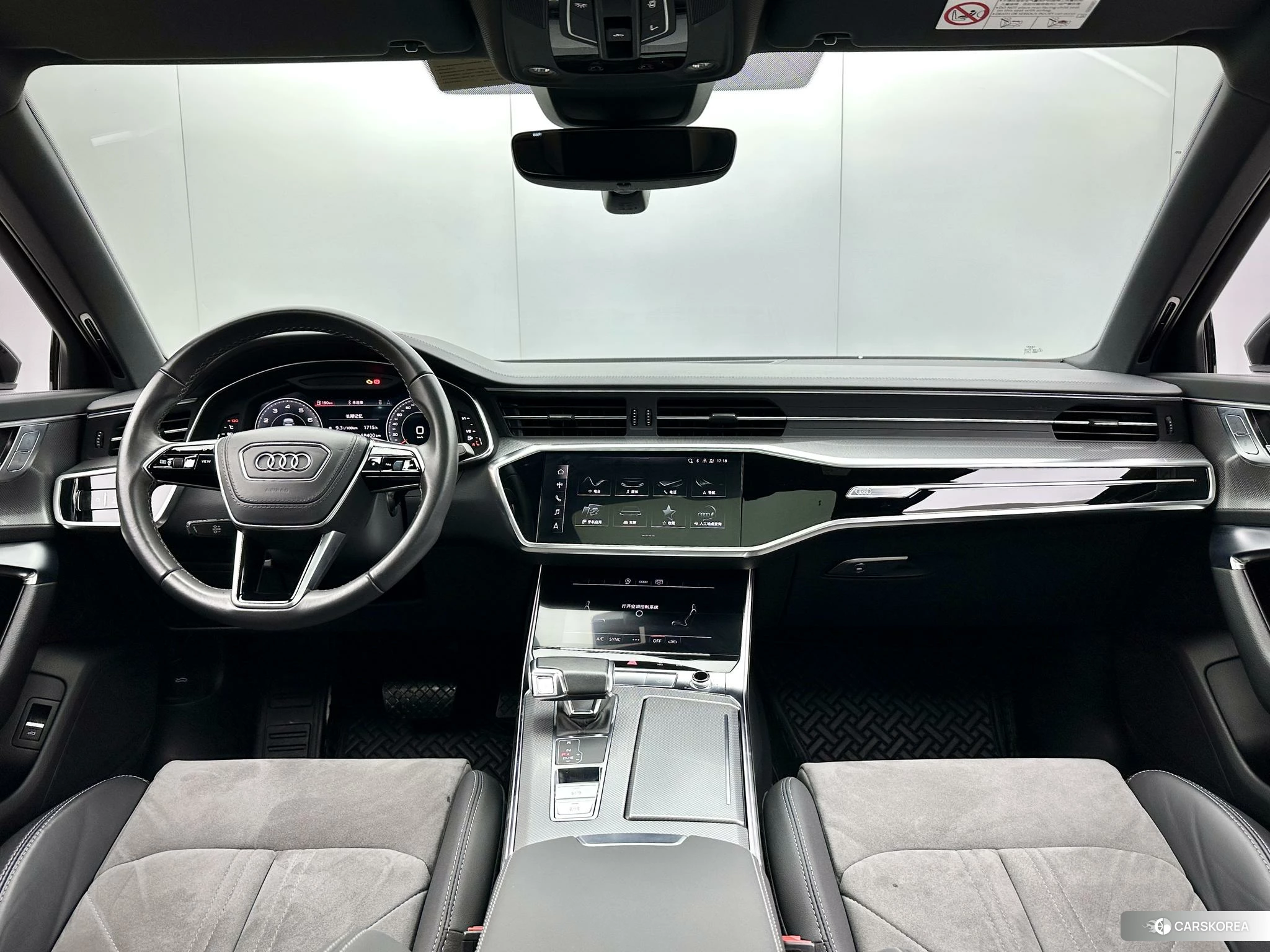 Audi A6L id 4499015 из Китая 8