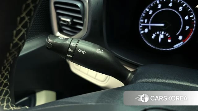Hyundai Venue id 4344956 из Кореи 8