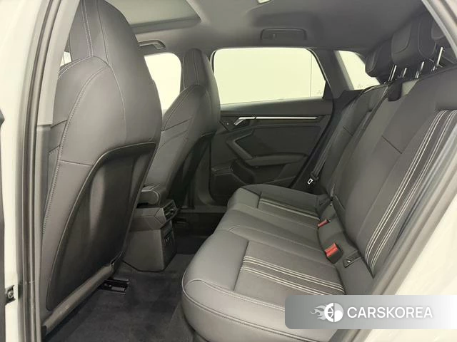 Audi A3 id 4279043 из Китая 8