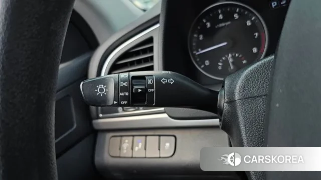 Hyundai Avante AD id 2981784 из Кореи 8