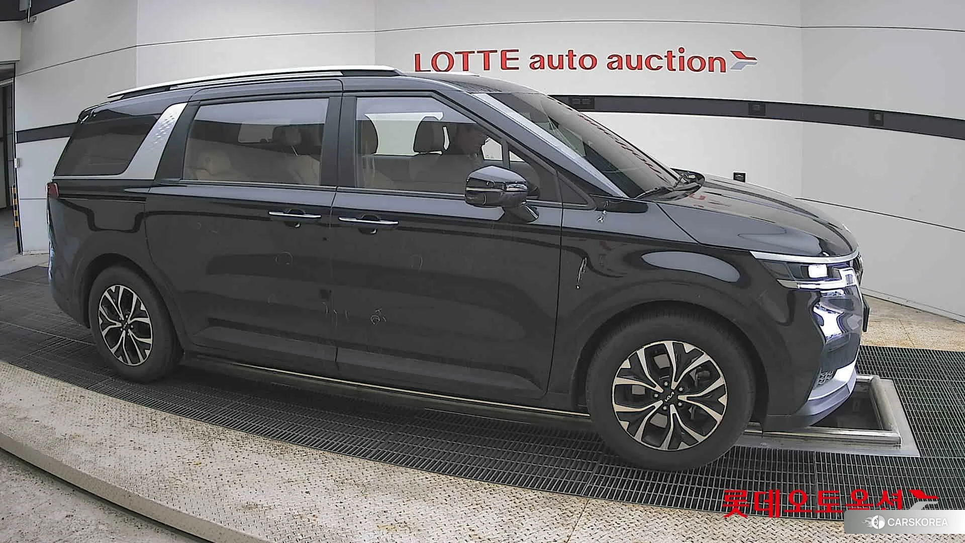 Kia Carnival id 4347380 из Кореи 8
