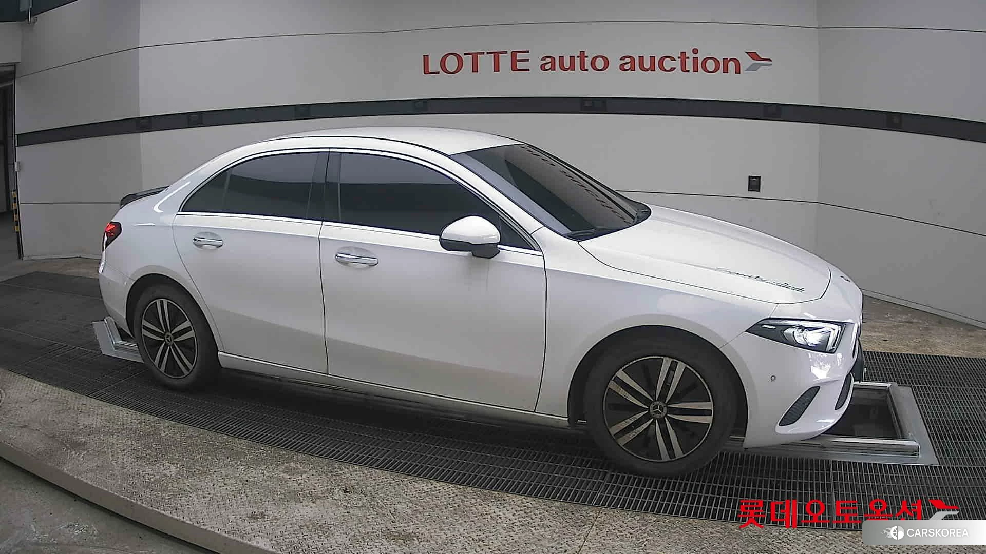 Mercedes-Benz Mercedes-Benz A220 Sedan id 3869473 из Кореи 8