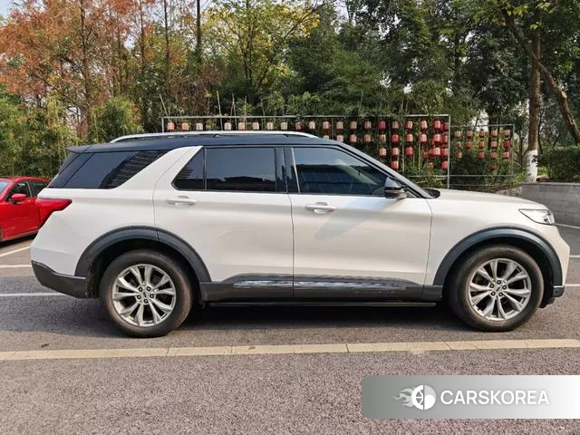 Ford Explorer id 4392192 из Китая 8