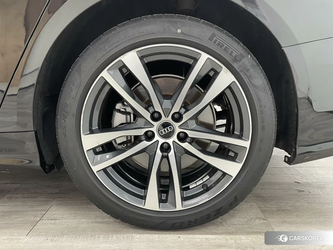Audi A6L id 4454089 из Китая 8