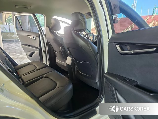 Kia Di Ol Nu Niro id 4676360 из Кореи 8