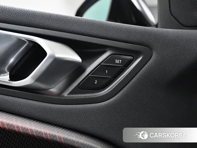 BMW 1 Series (F40) id 3651198 из Кореи 8