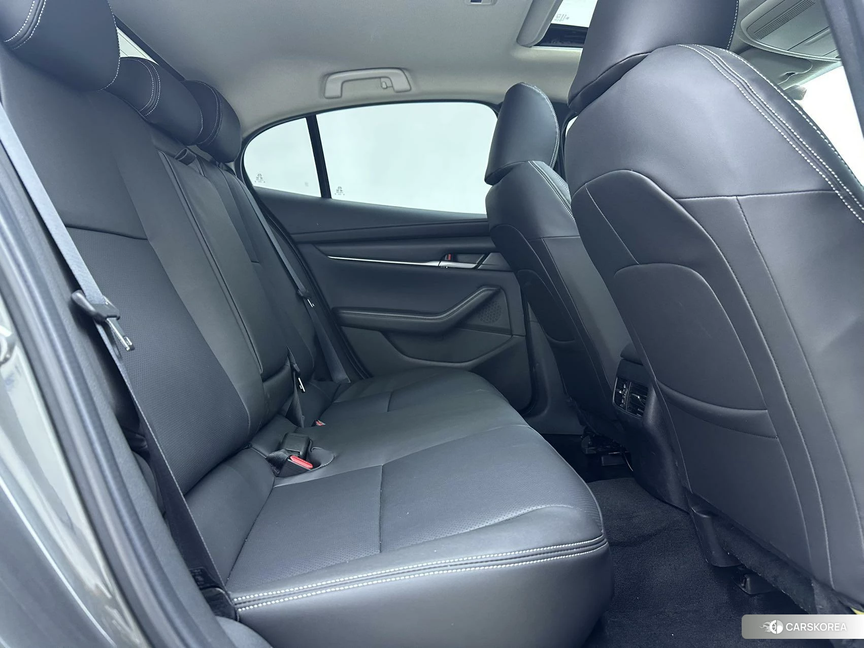 Mazda 3 id 4498846 из Китая 8
