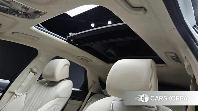 Genesis GV70 id 3953780 из Кореи 8