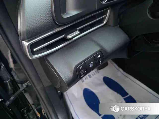 Hyundai Avante Hybrid (CN7) id 3421300 из Кореи 8