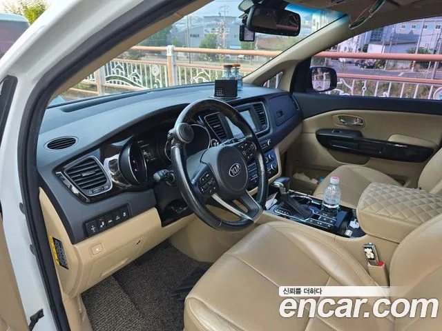 Kia The New Carnival id 2932321 из Кореи 8