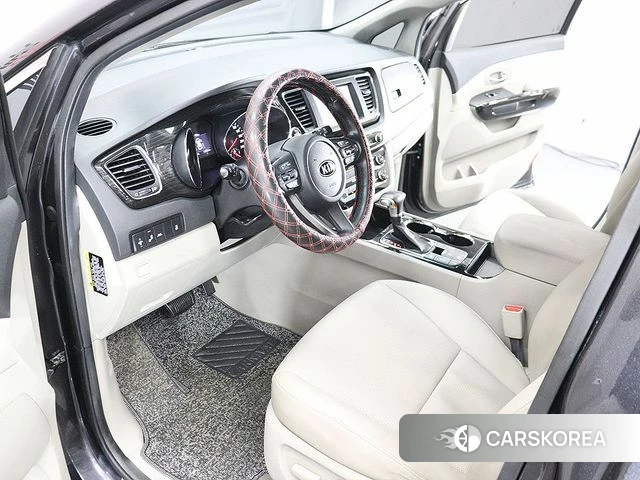Kia The New Carnival id 4746668 из Кореи 8