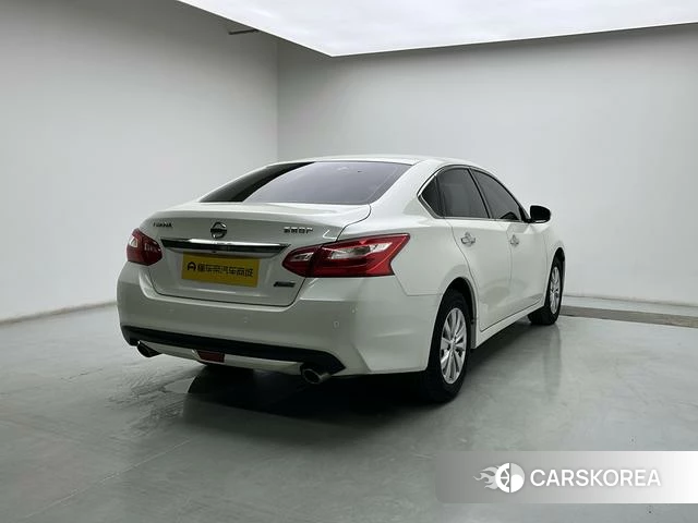 Nissan Teana id 4212746 из Китая 8