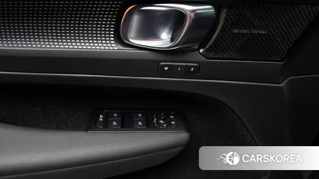 Volvo XC40 Richards id 3654924 из Кореи 8