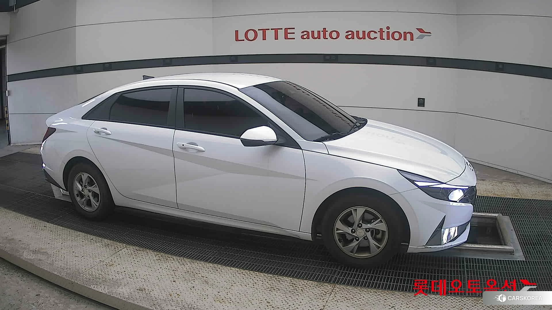 Hyundai Avante id 4674135 из Кореи 8