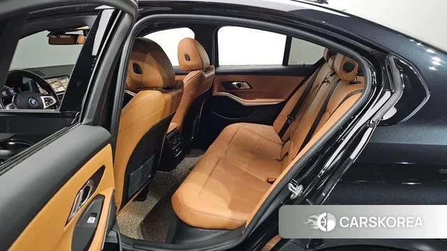 BMW 3 Series (G20) id 3389441 из Кореи 8