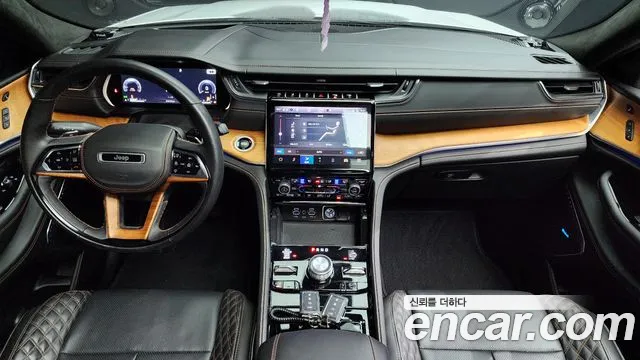 Jeep Grand Cherokee (WL) id 2745579 из Кореи 8