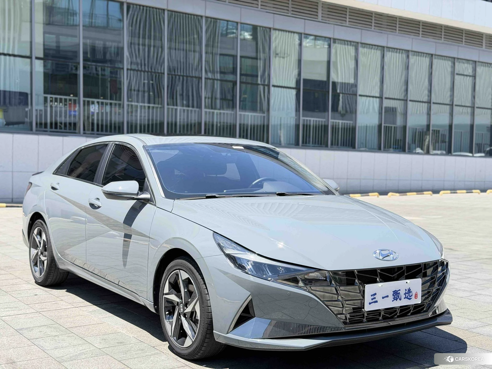 Hyundai Elantra id 4513945 из Китая 8