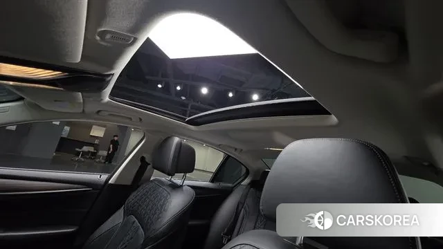 BMW 5 Series (G30) id 2966482 из Кореи 8