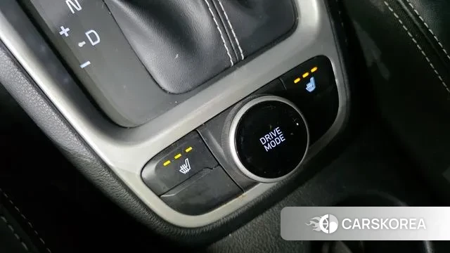 Hyundai Venue id 3504345 из Кореи 8