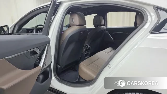 BMW 5 Series (G60) id 3554746 из Кореи 8