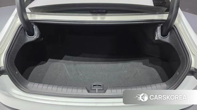 Hyundai Grandeur Hybrid (GN7) id 4469098 из Кореи 8