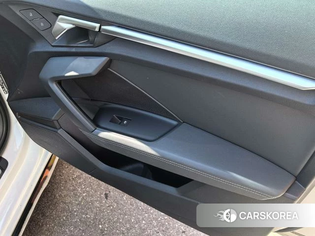 Audi A3 id 4279289 из Китая 8