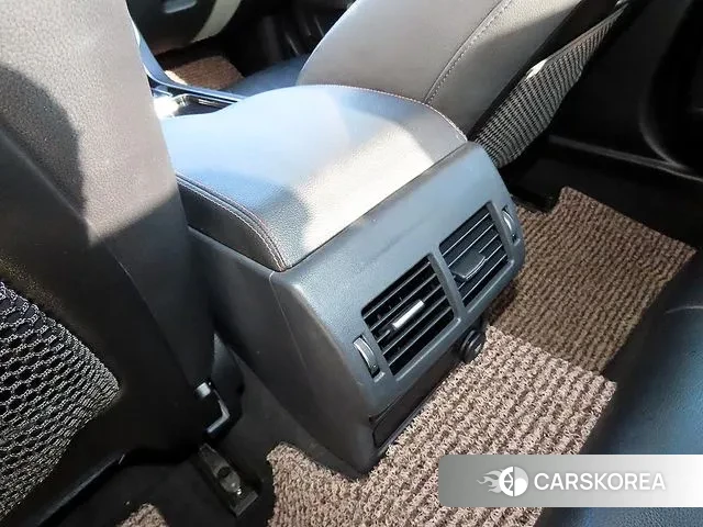 Jaguar XE id 3510071 из Кореи 8