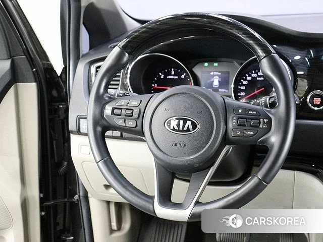 Kia The New Carnival id 4923814 из Кореи 8