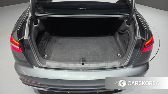 Audi A6 (C8) id 4529882 из Кореи 8