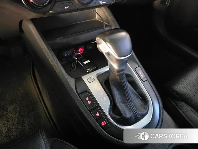 Kia Come New K3 id 3536160 из Кореи 8