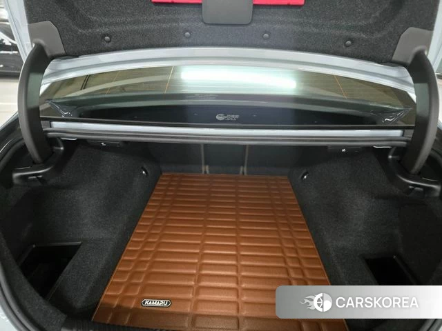 BMW 5 Series (G60) id 3922043 из Кореи 8