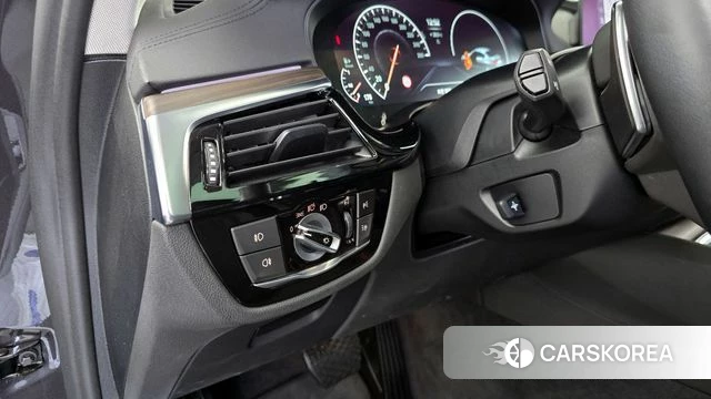 BMW 5 Series (G30) id 4331478 из Кореи 8