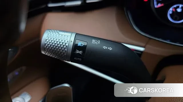 Genesis GV70 id 3208378 из Кореи 8