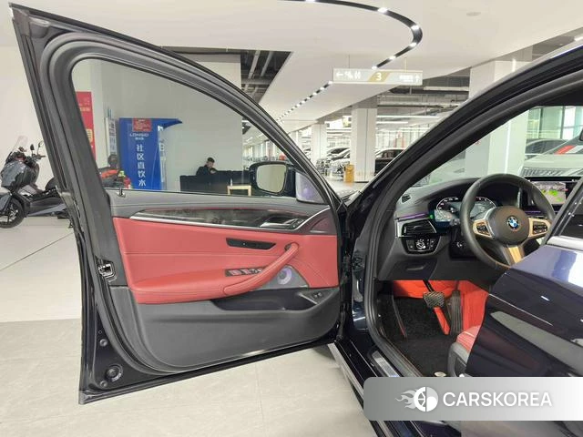 BMW 5 series id 4264088 из Китая 8