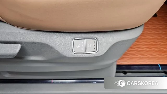 Hyundai Staria id 3619786 из Кореи 8